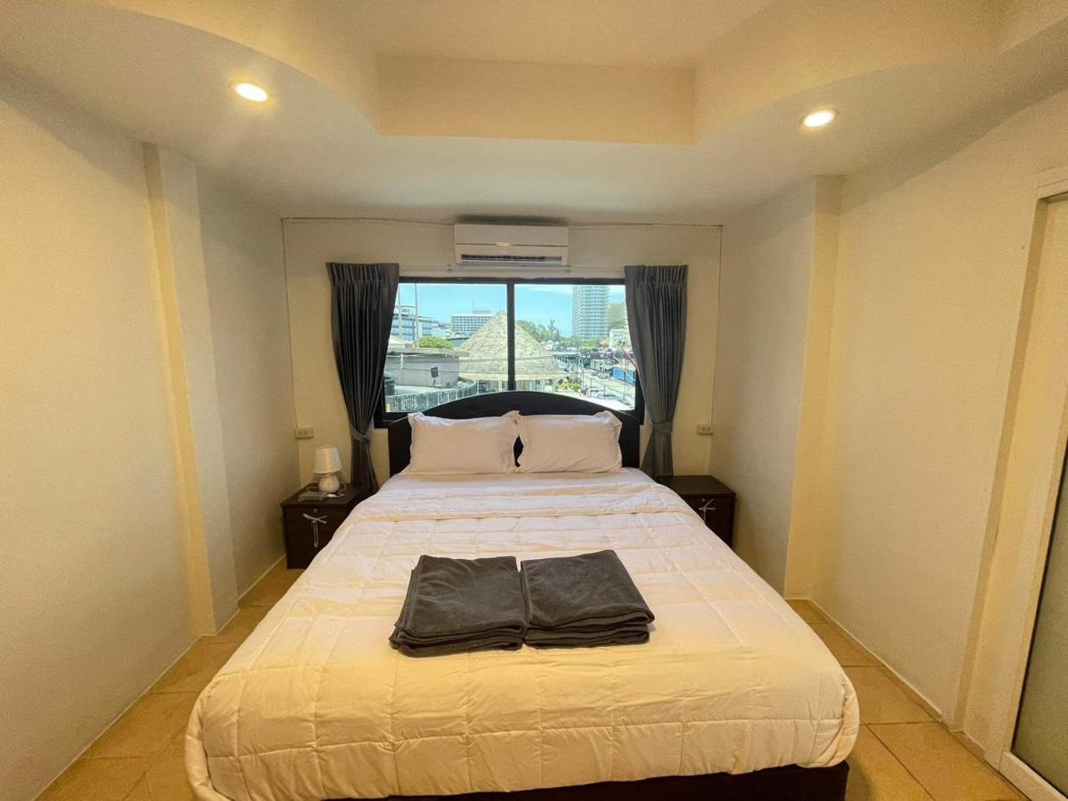 The Sports Lounge Hotel Pattaya Bagian luar foto