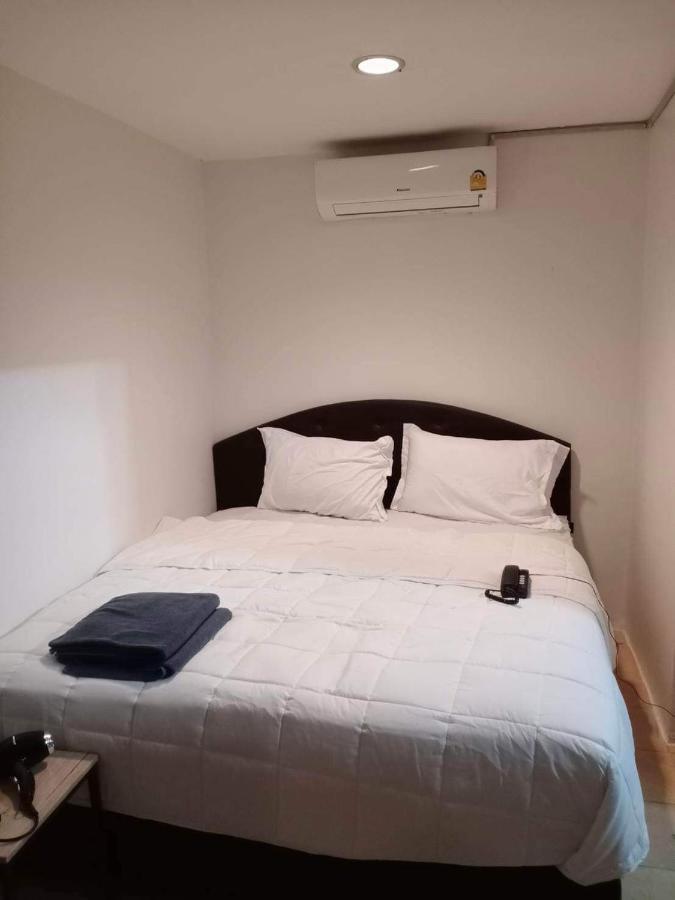The Sports Lounge Hotel Pattaya Bagian luar foto